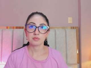 emilywatsonn Live Webcam on CamSoda