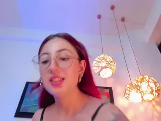 EmilyWatsonn's Live Sex Cam Show