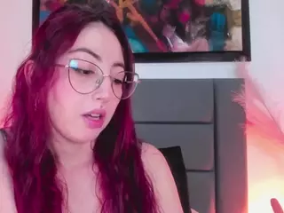 EmilyWatsonn's Live Sex Cam Show