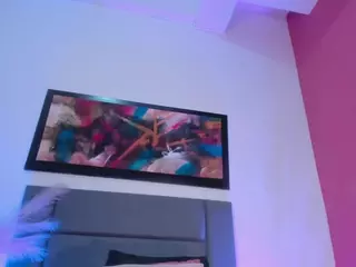 EmilyWatsonn's Live Sex Cam Show