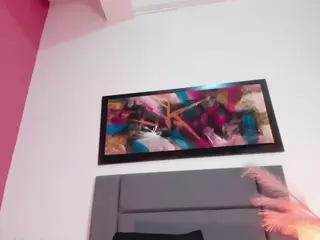 EmilyWatsonn's Live Sex Cam Show