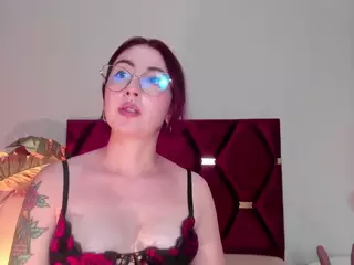 EmilyWatsonn's Live Sex Cam Show