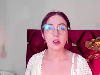 EmilyWatsonn's Live Sex Cam Show