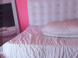 littlechocolatee from CamSoda is Freechat