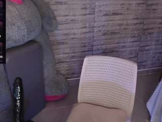 tinnahottie from CamSoda is Freechat