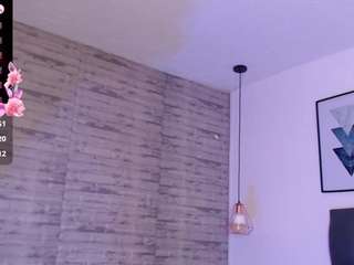 tinnahottie webcam model