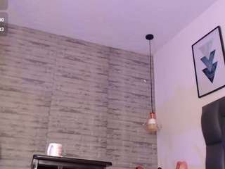 le modèle tinnahottie est en webcam porno dans un show sur le site camsoda, il possède les tags suivants: anal,no drinking,tattoos,strapon,spank,sex-toys,ride-torso,ass,no smoking,pussy,lush,fuck-machine,fingers,dildo,brown-eyes,black-hair,bedroom,asshole,big-ass,big-tits