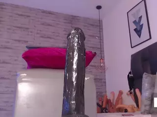 TinnaGoddess's Live Sex Cam Show