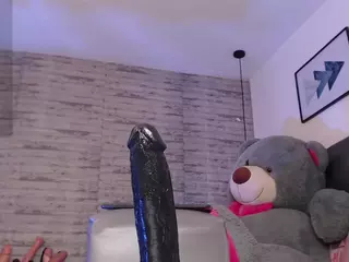 TinnaGoddess's Live Sex Cam Show