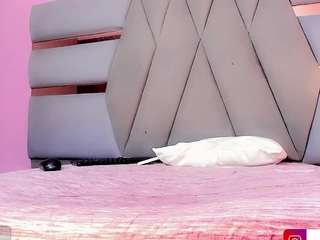 Valerysofia1's cam show statistics and live stream
