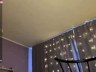 xtrahotx's live room