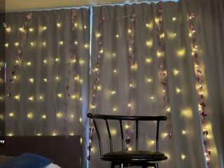xtrahotx Sex Cam Show