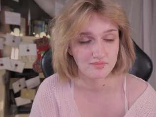 elliejay1 Live Webcam on CamSoda