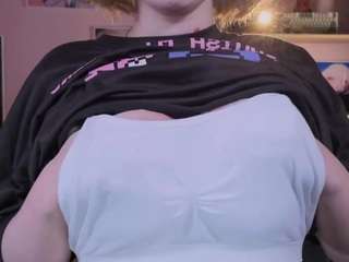 elliejay1 Live Webcam on CamSoda