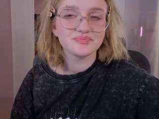 elliejay1 Live Webcam on CamSoda