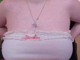 elliejay1 Live Webcam on CamSoda