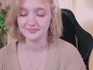 elliejay1 Live Webcam on CamSoda