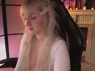elliejay1