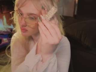 Elliejay1's cam show statistics and live stream