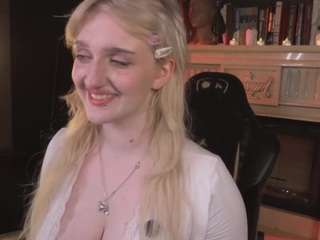 elliejay1