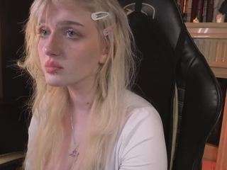 elliejay1