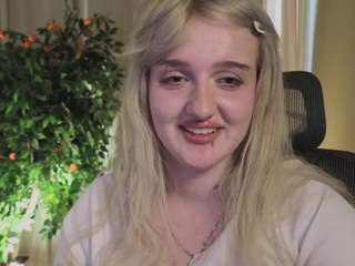 elliejay1 Live Webcam on CamSoda