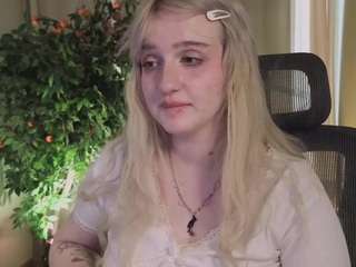 elliejay1 live webcam show
