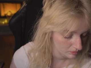 elliejay1