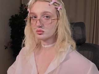 elliejay1