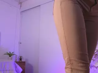 laura-bonnet's Live Sex Cam Show
