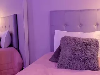 Laura Bonnet's Live Sex Cam Show