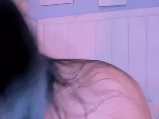 AlanaQuispe's Live Sex Cam Show