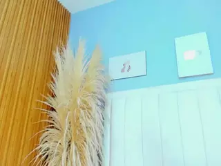 AlanaQuispe's Live Sex Cam Show