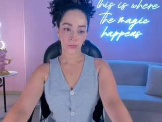 alessaromero Live Webcam on CamSoda