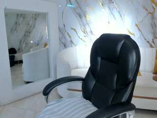 alessaromero's CamSoda show and profile