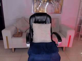 alessaromero live cam profile