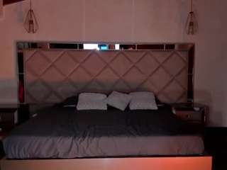 alessaromero live webcam show