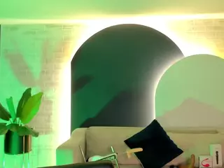 IvannaRussell's Live Sex Cam Show