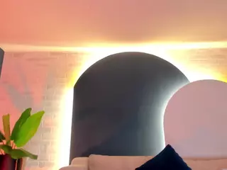 IvannaRussell's Live Sex Cam Show