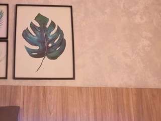 Live webcam model sharon-montana on Soda Cams