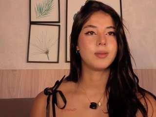 Live webcam model sharon-montana on Soda Cams