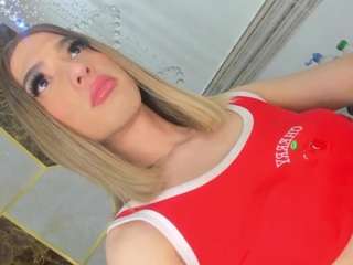 nayshalopests Live Webcam on CamSoda