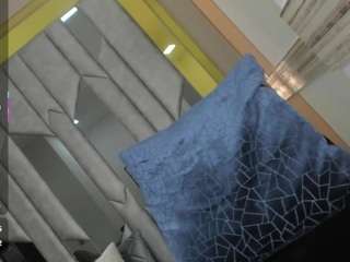 nayshalopests Live Webcam on CamSoda