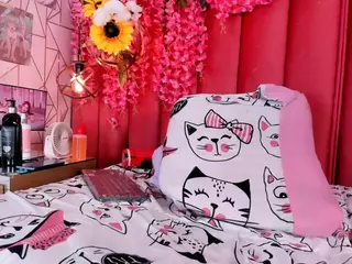 AliceBenet's Live Sex Cam Show