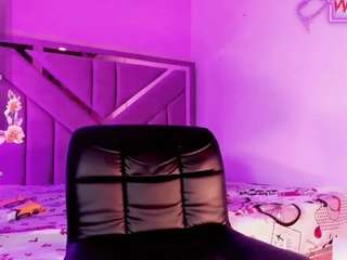 demond-girls19
