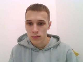  yourhoneyyy chat room