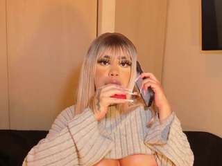 rouse-hallberg from CamSoda is Freechat