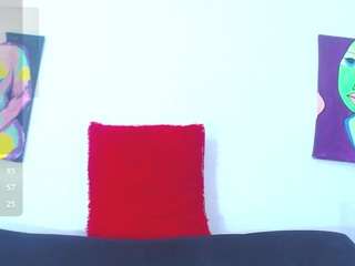  tiifanny-goomez chat room