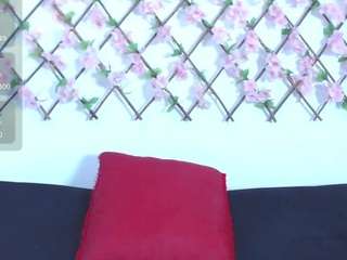 tiifanny-goomez from CamSoda is Freechat