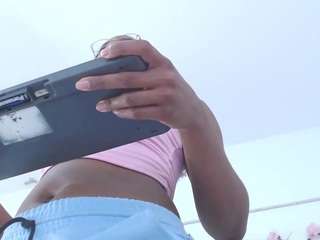 tiifanny-goomez